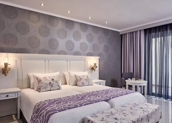 מלון Esperos Village Blue & - Adults Only 5*