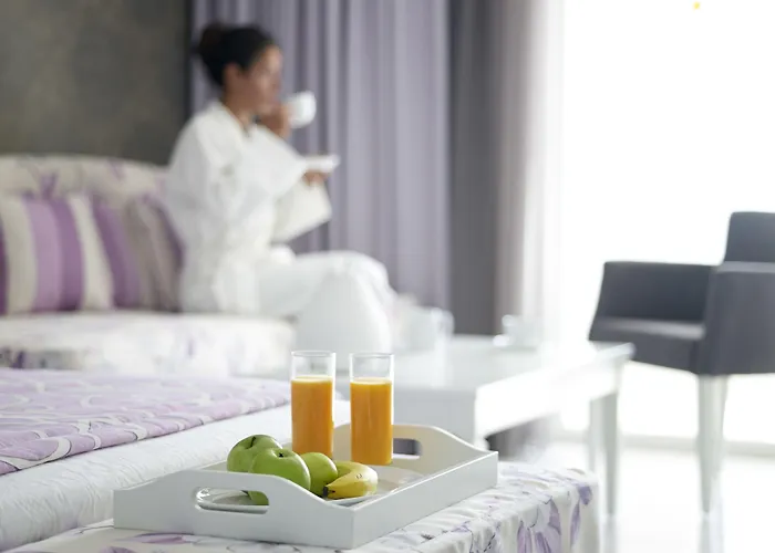 Esperos Village Blue & - Adults Only 5* פליראקי